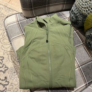 Size 4 Lululemon jacket